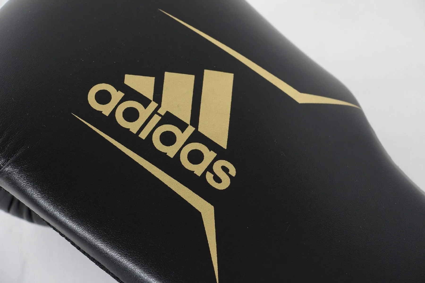 adidas Speed 75 Boxing Glove