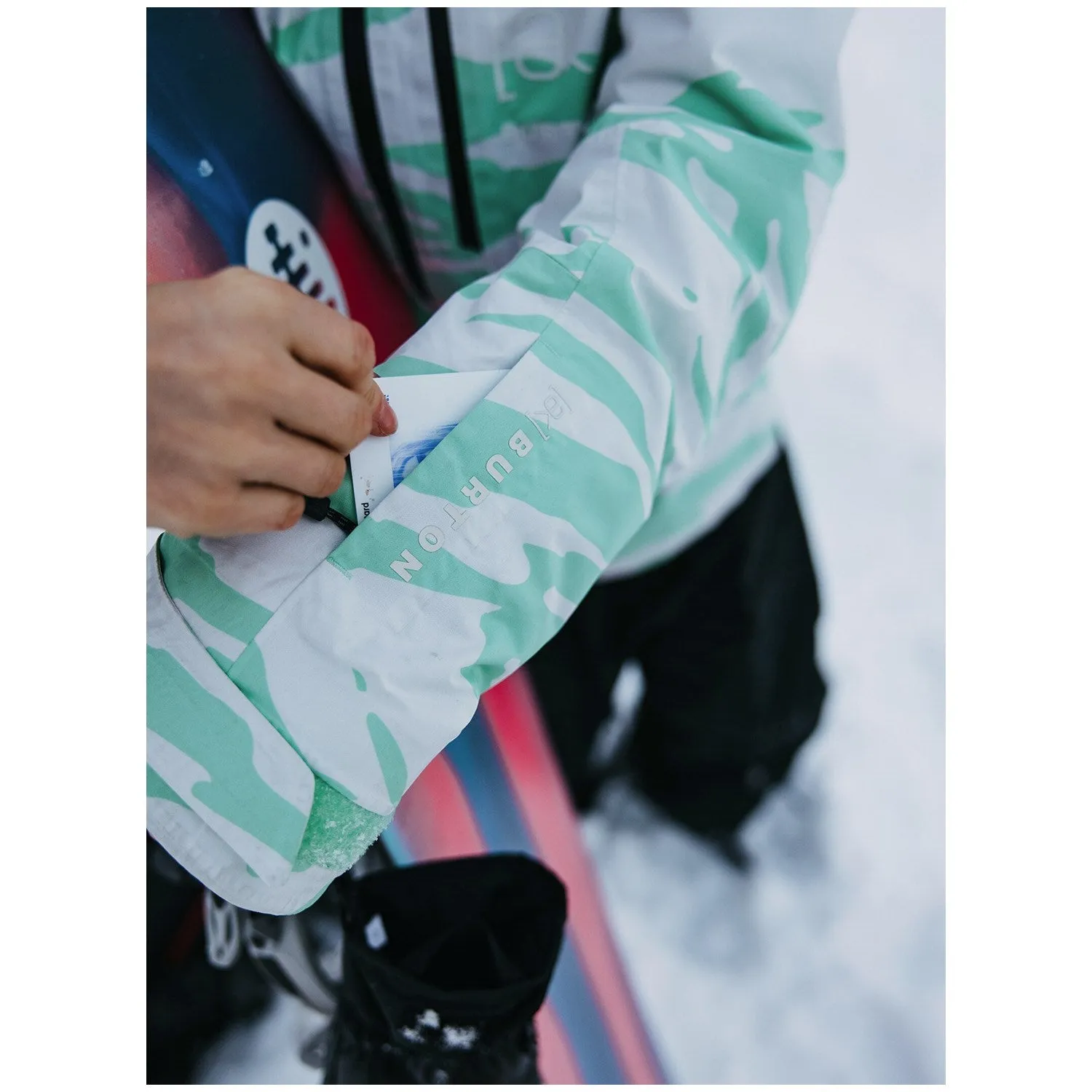 Burton [ak] Embark GORE-TEX Jacket Womens 2025 Oversized Zebra
