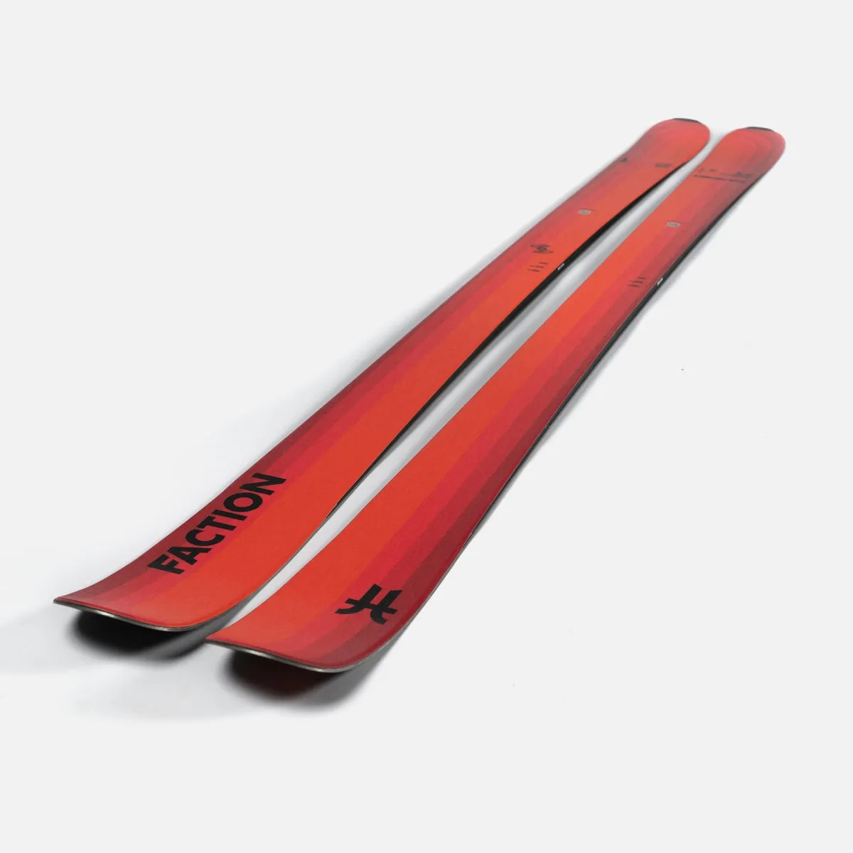 Dancer 1 Ski 2025