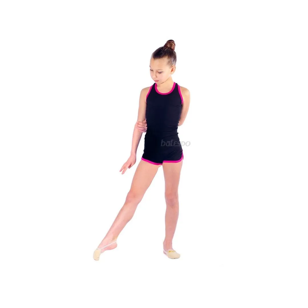 Gymnastics shorts with trim