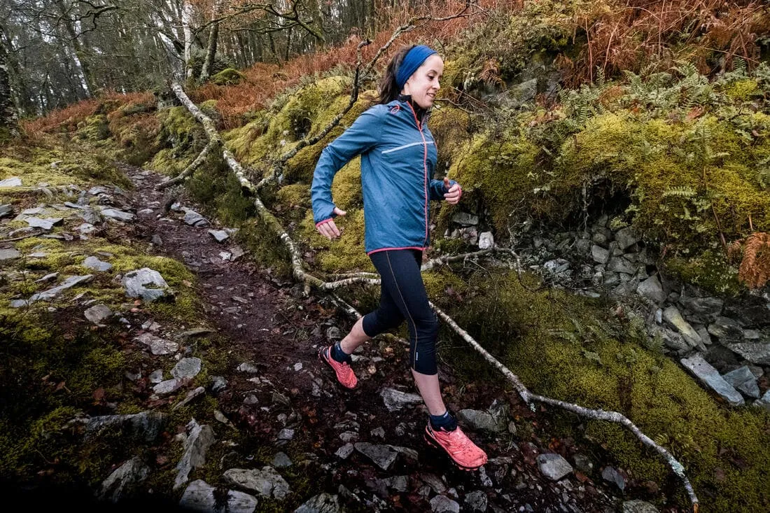 LEGGING DE TRAIL RUNNING 3/4 FEMME EMBOSS NOIR BRONZE