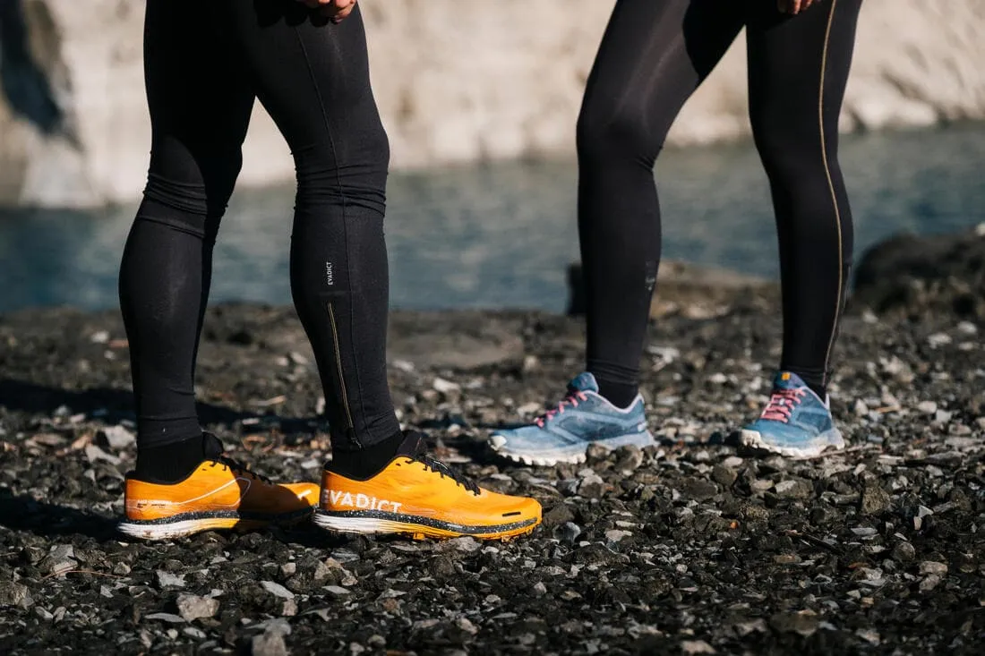 Legging de trail running avec portage Femme - KIPRUN Run 900 Carrying Noir