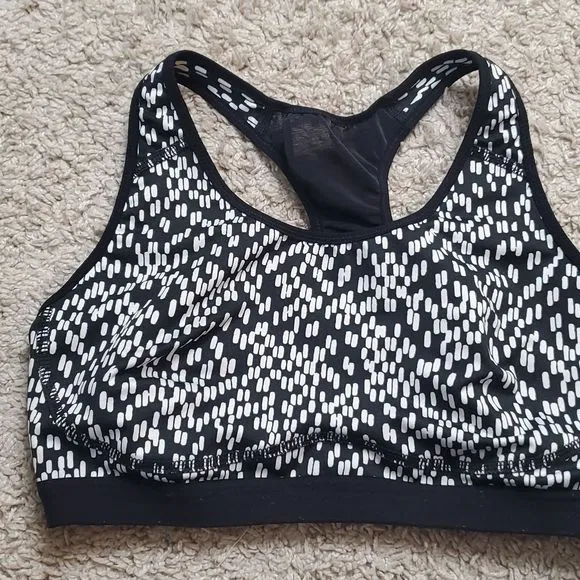 Nike Women sport bra running casual lightweight hiking sz M