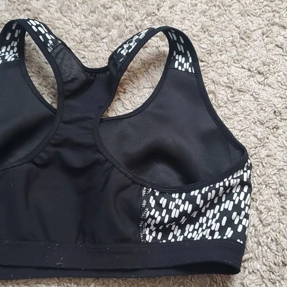 Nike Women sport bra running casual lightweight hiking sz M