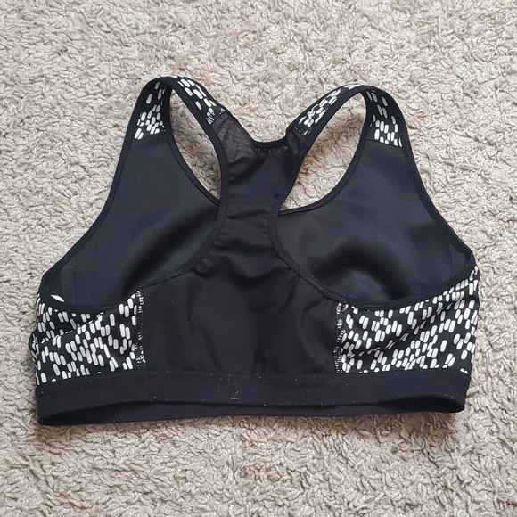 Nike Women sport bra running casual lightweight hiking sz M