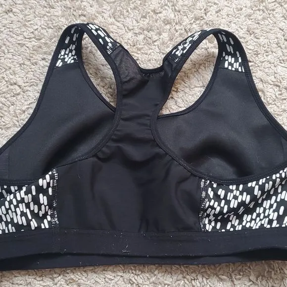 Nike Women sport bra running casual lightweight hiking sz M