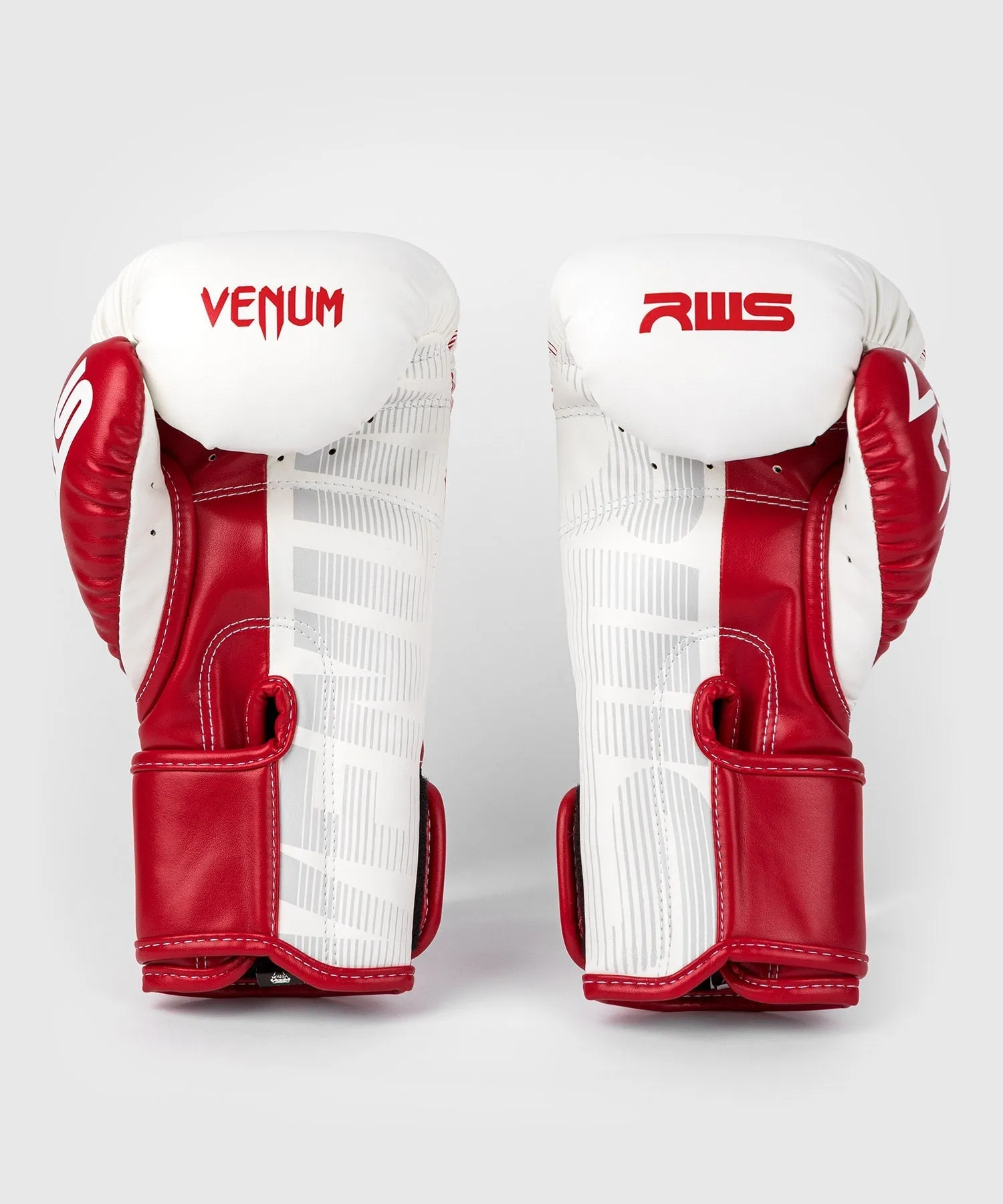 RWS x Venum Boxing Gloves - Black