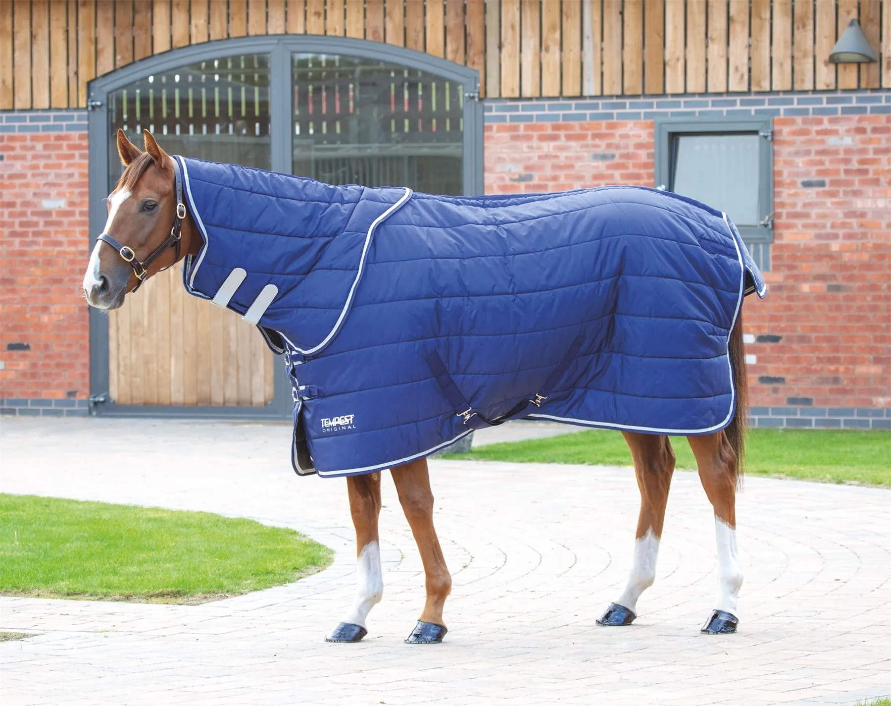 Shires Tempest Original 200 Stable Set