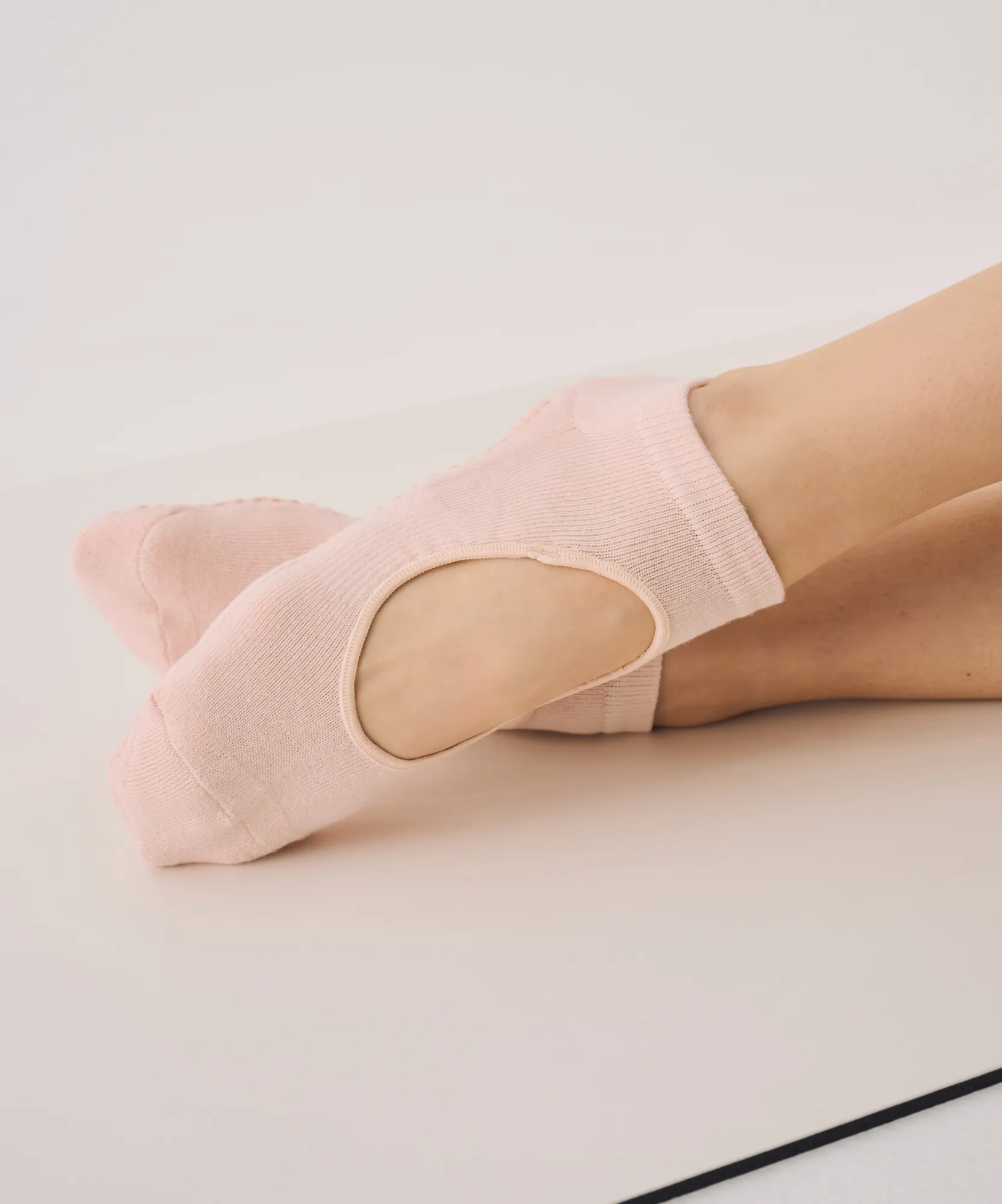 Slide On Non Slip Grip Socks - Soft Pink