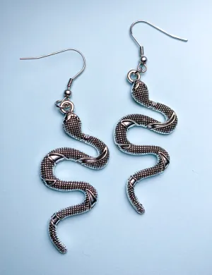 SNAKE EARRINGS